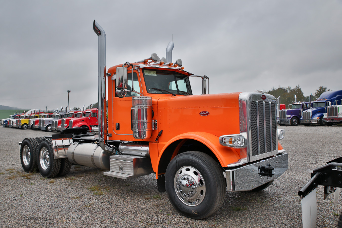 Peterbilt 389 Fitzgerald Glider Kits