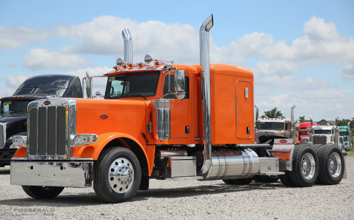 fitzgerald-glider-kits-peterbilt-389-flat-top-9.jpg