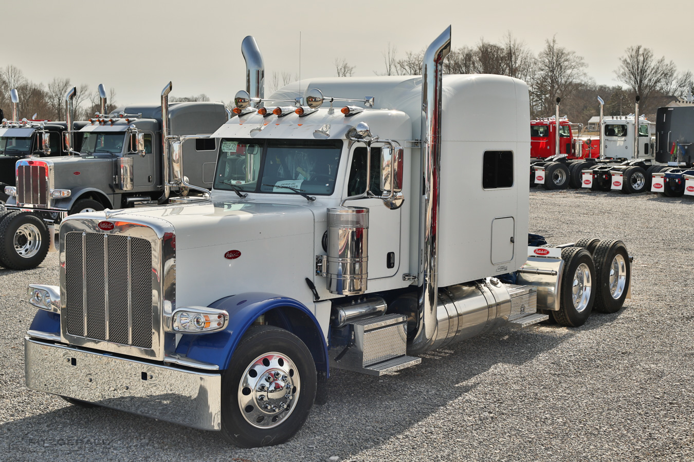 Peterbilt 389 - Fitzgerald Glider Kits
