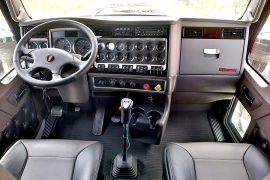 kenworth_t800_interior2-web